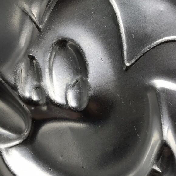 Lot 2 Wilton Mickey Mouse Cake Pans Disney Full Body Birthday Vintage 80s 90s - Picture 16 of 16